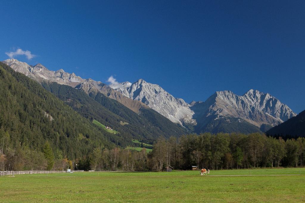 Gasthof Lechner Rasun di Sopra Exterior photo